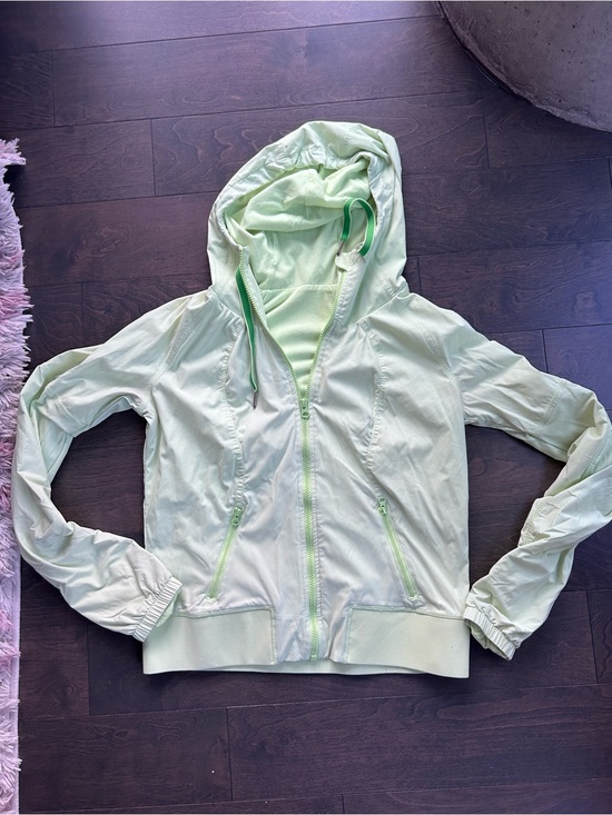 lululemon athletica Jackets & Blazers - Lululemon zip up hooded jacket size 10